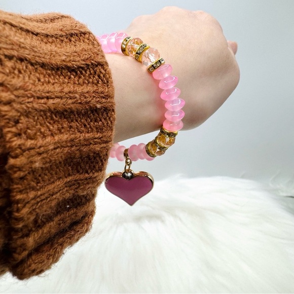 Pink Beaded Bracelet Heart Pendant Bracelet - Picture 4 of 6